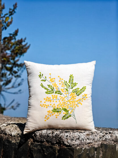 Calyz Dillenia Flower Cushion